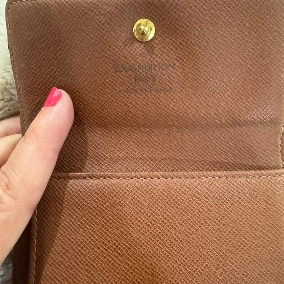 Louis Vuitton Monogram Bifold Snap Wallet - Picture 6 of 8